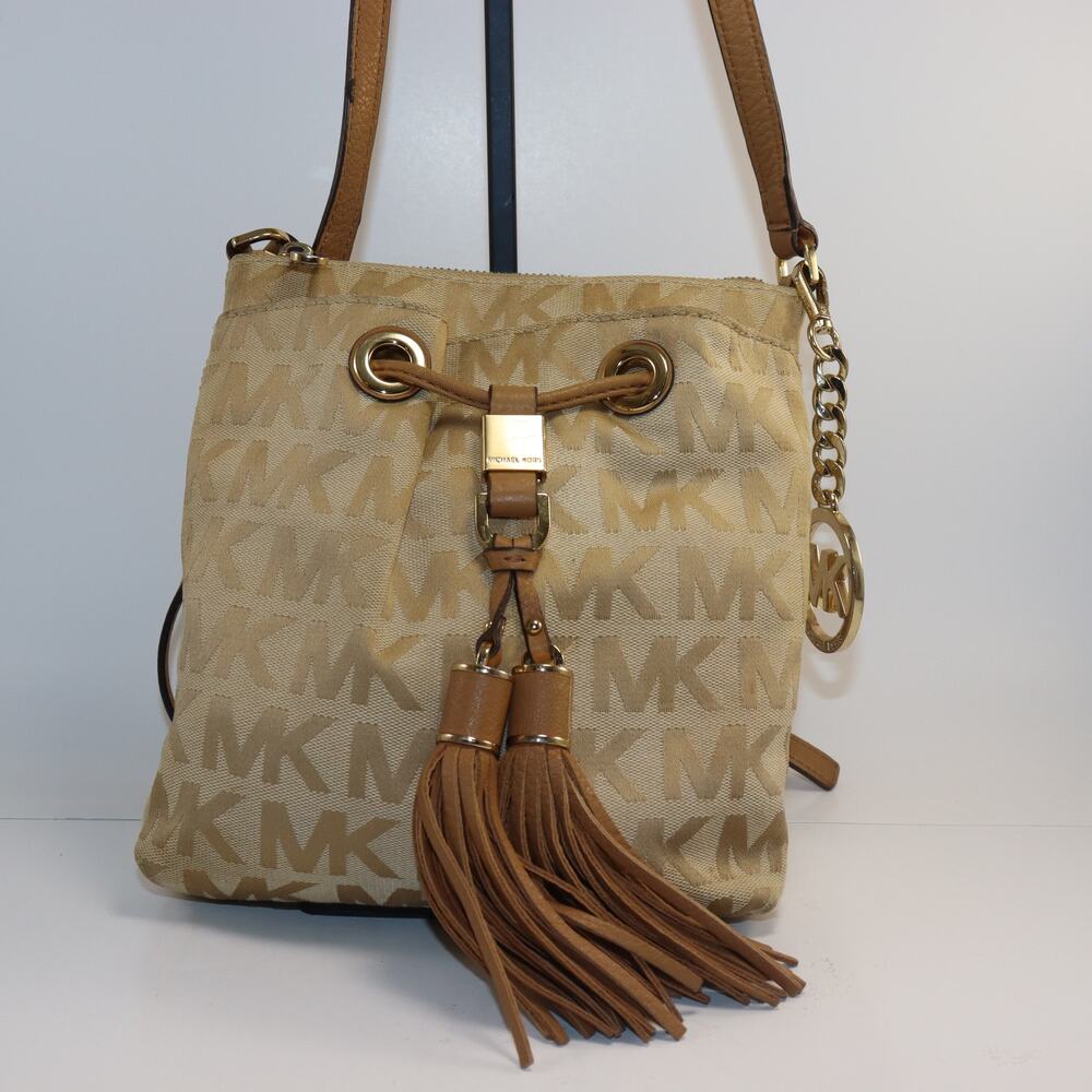 Michael Kors Camden Drawstring Crossbody‎